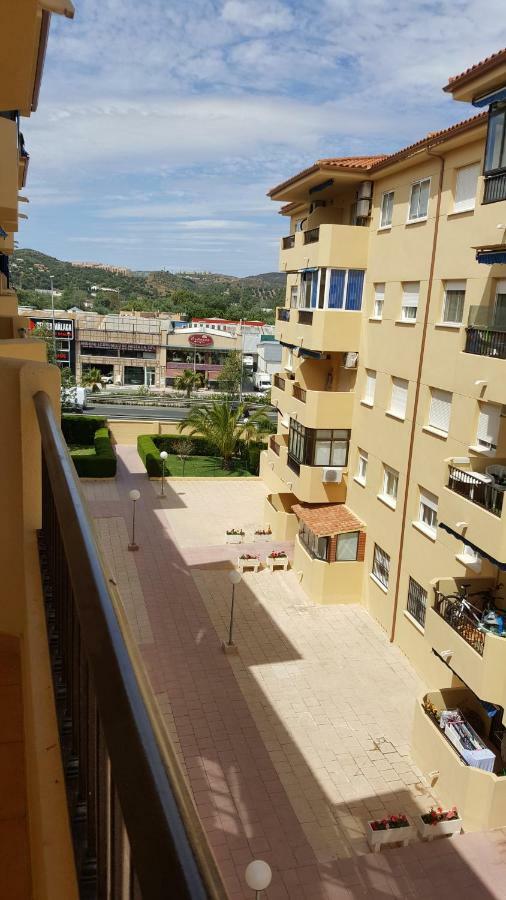 Apartamento Vinuela Фуeнхирола Екстериор снимка